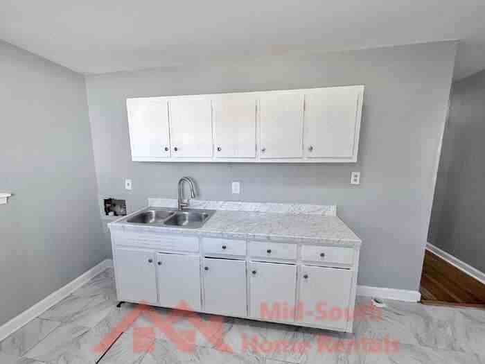 2054 Benford St - Photo 6 of 22