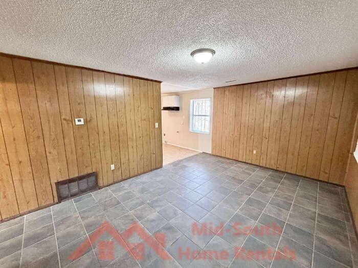 3205 Madewell St - Photo 3 of 13