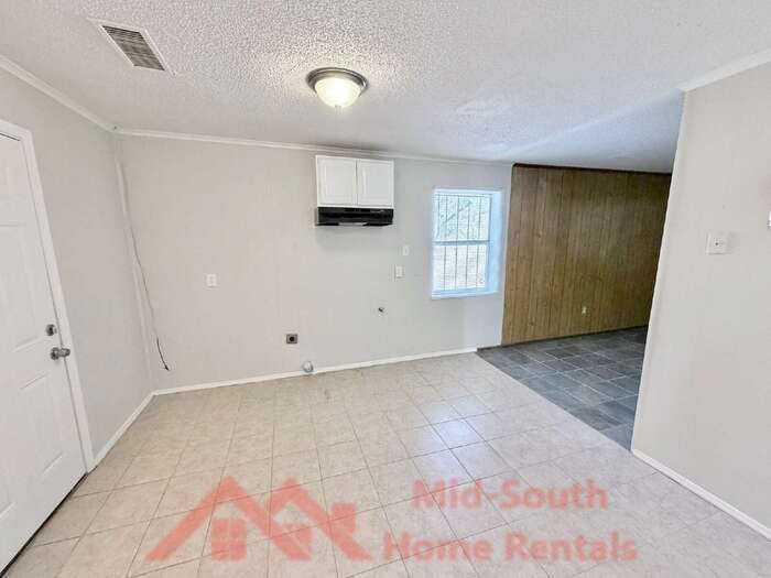 3205 Madewell St - Photo 5 of 13