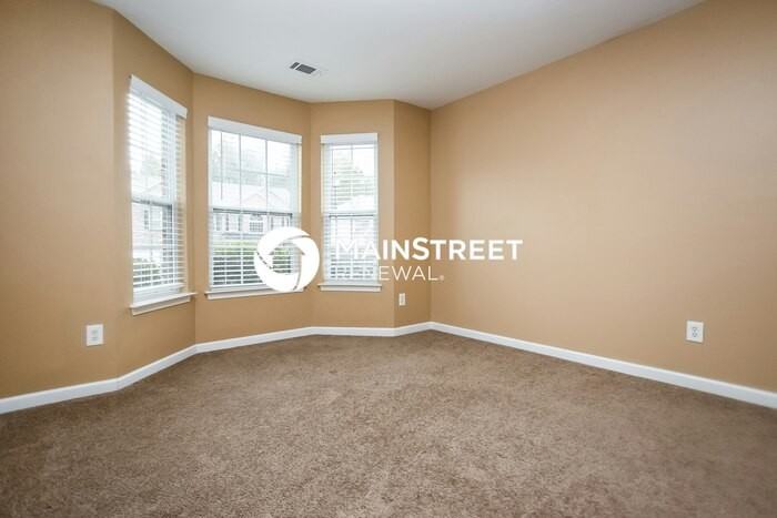 6237 Selborn Dr Sw - Photo 3 of 15