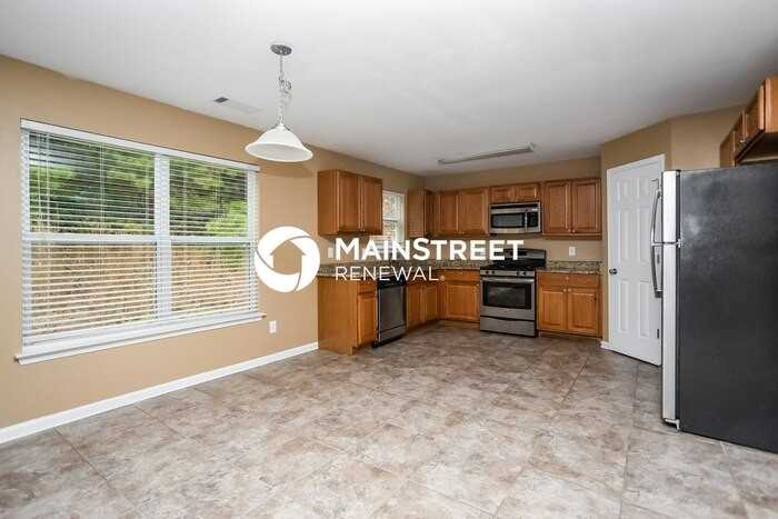 6237 Selborn Dr Sw - Photo 5 of 15