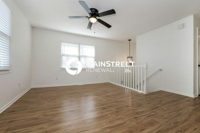 2317 Nw Kensington Ct - Photo 4 of 19