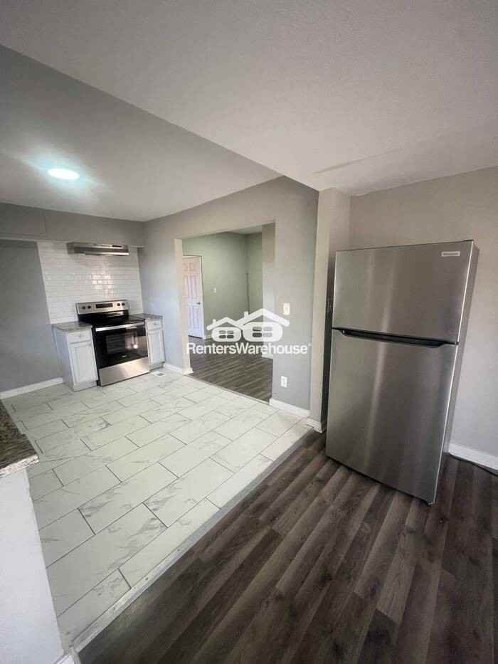 5605 E 36th St - Photo 3 of 18