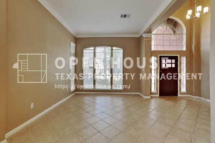 7415 Broken Ridge Dr - Photo 4 of 22