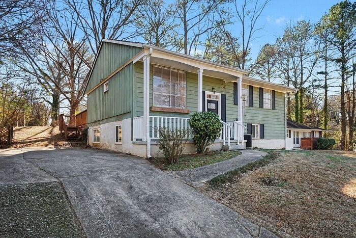 2505 Shiloh Dr - Photo 2 of 26