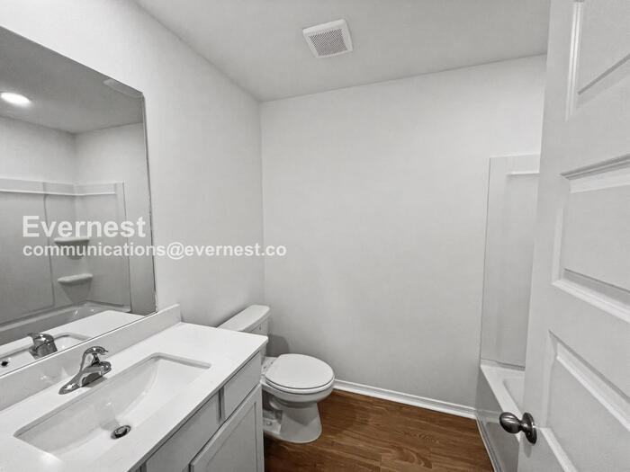 106 E Sunbelt Ct - Photo 5 of 21