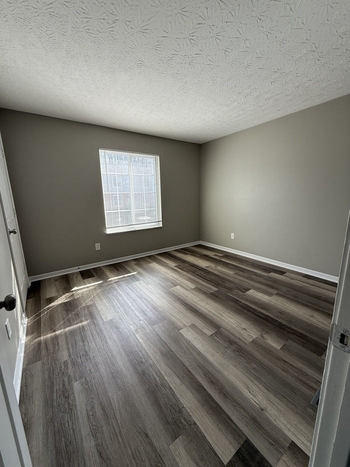 2614 Crisnic Ct #2614 - Photo 5 of 9