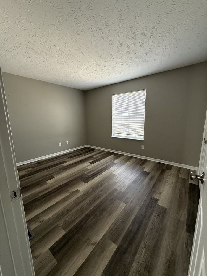 2614 Crisnic Ct #2614 - Photo 6 of 9