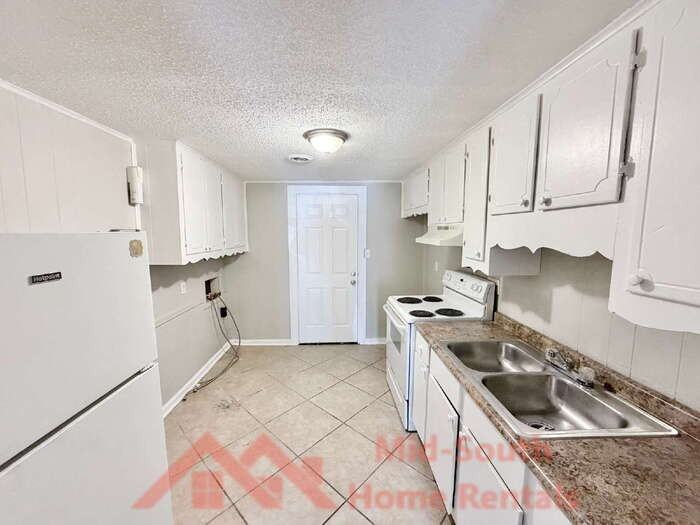 330 N High St #A - Photo 5 of 21