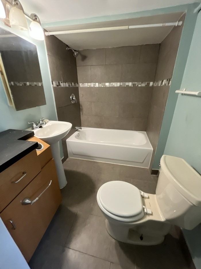 6706 Raymond Ave - Photo 6 of 7