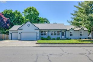 206 Ne Milne Rd - Photo 1 of 1