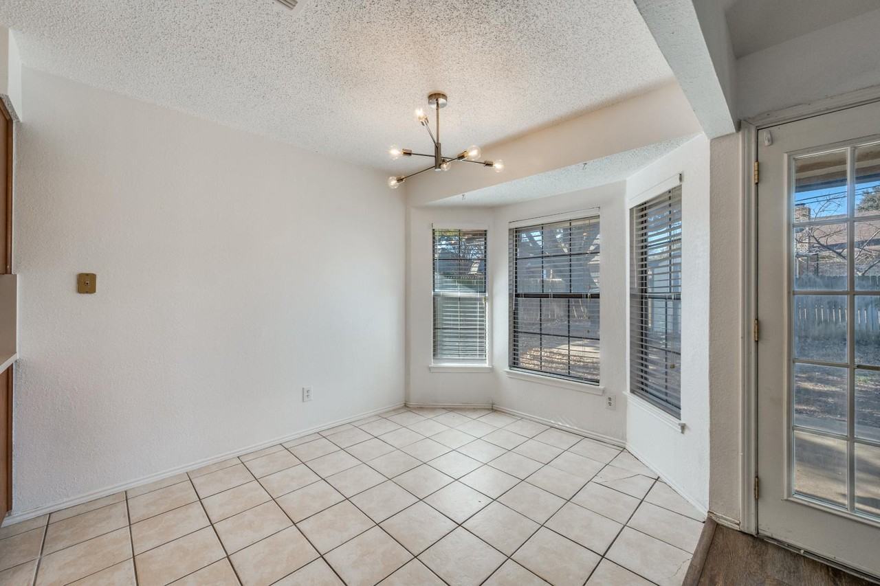 6610 Darcy Ln - Photo 7 of 14