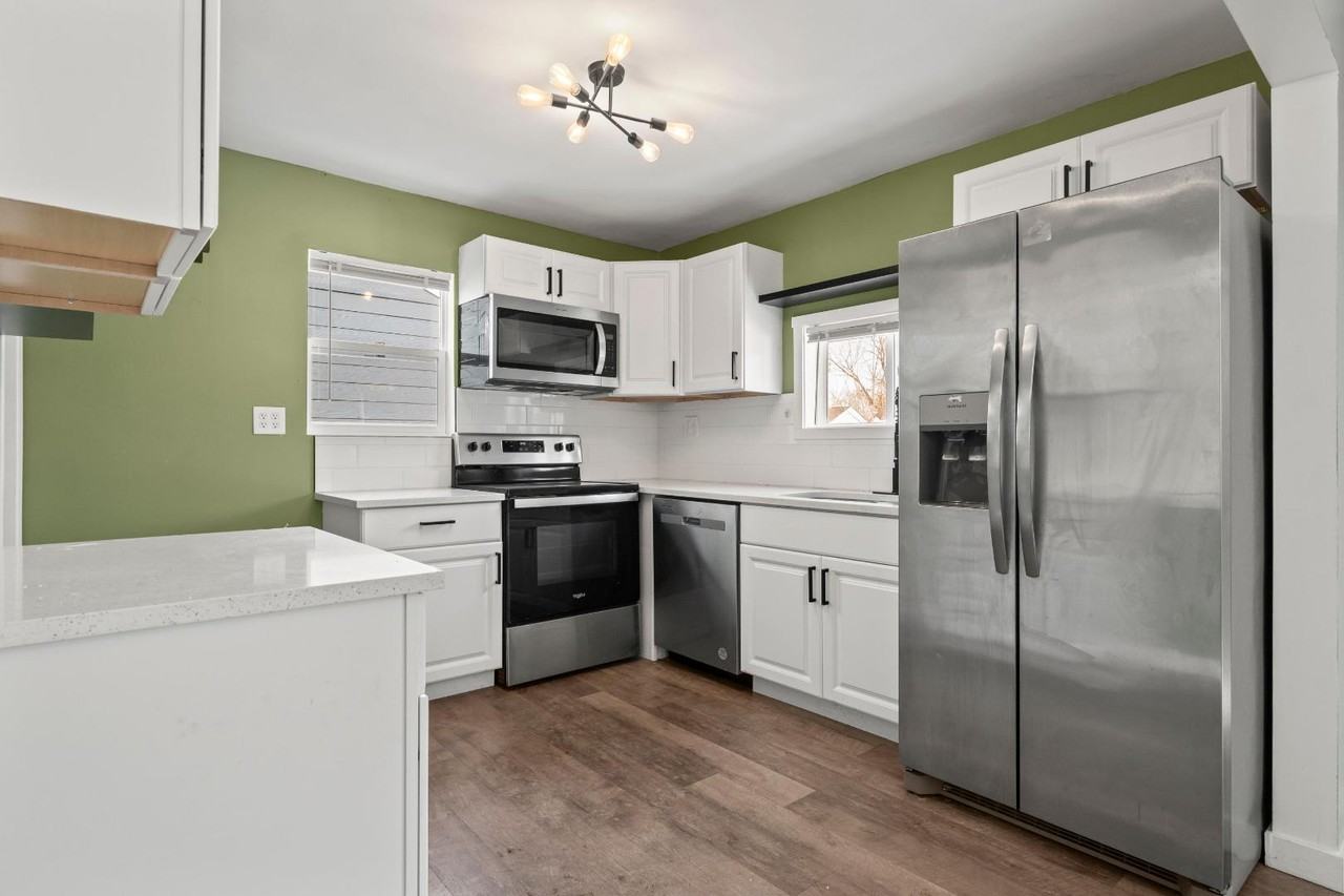 1914 N Euclid Ave - Photo 4 of 11