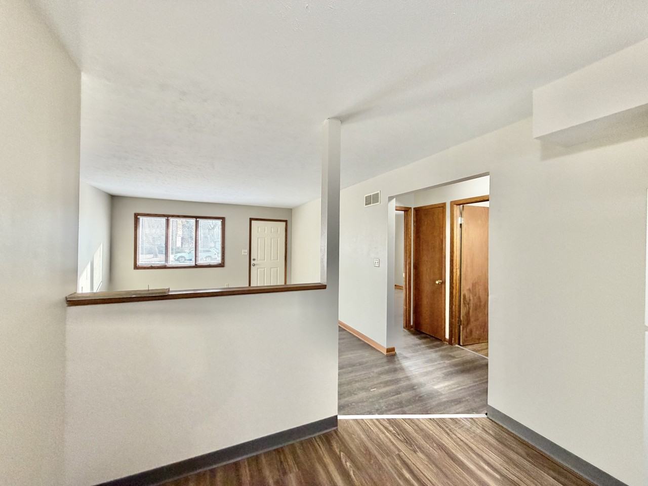 2047 Colony Ct #C - Photo 4 of 20