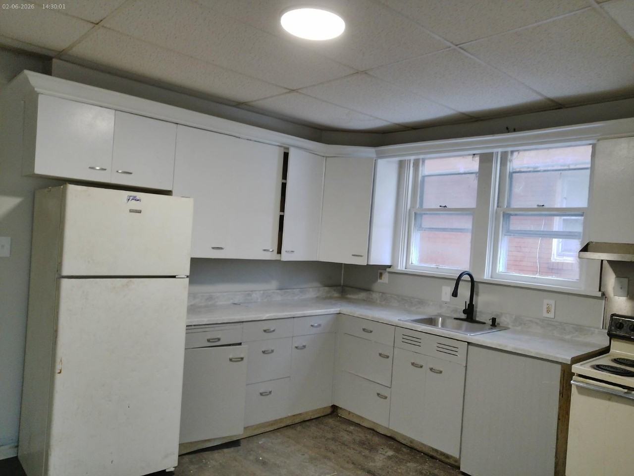 2728 N 6th St - Photo 3 of 20