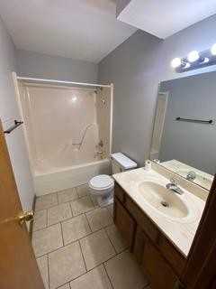 1220 Woodside - Photo 3 of 8