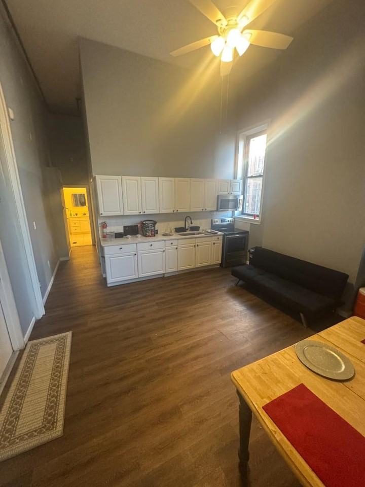 1432 N Broad St - Photo 2 of 4