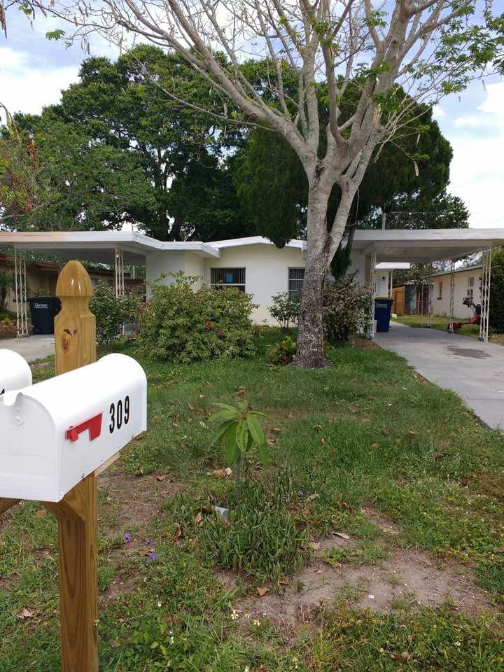 311 N Jupiter Ave - Photo 7 of 16