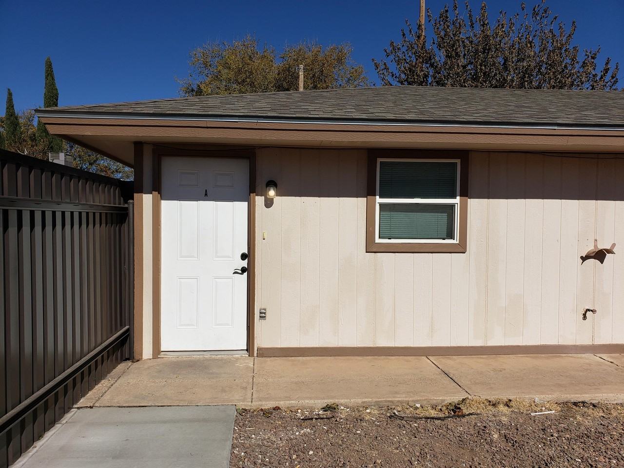 532 N Burk St #A - Photo 5 of 9