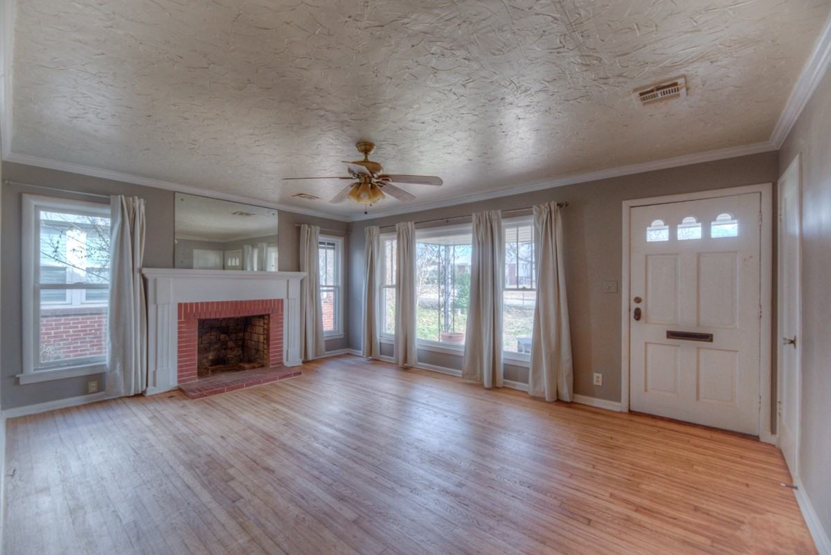 544 S Oswego Ave #1 - Photo 4 of 23