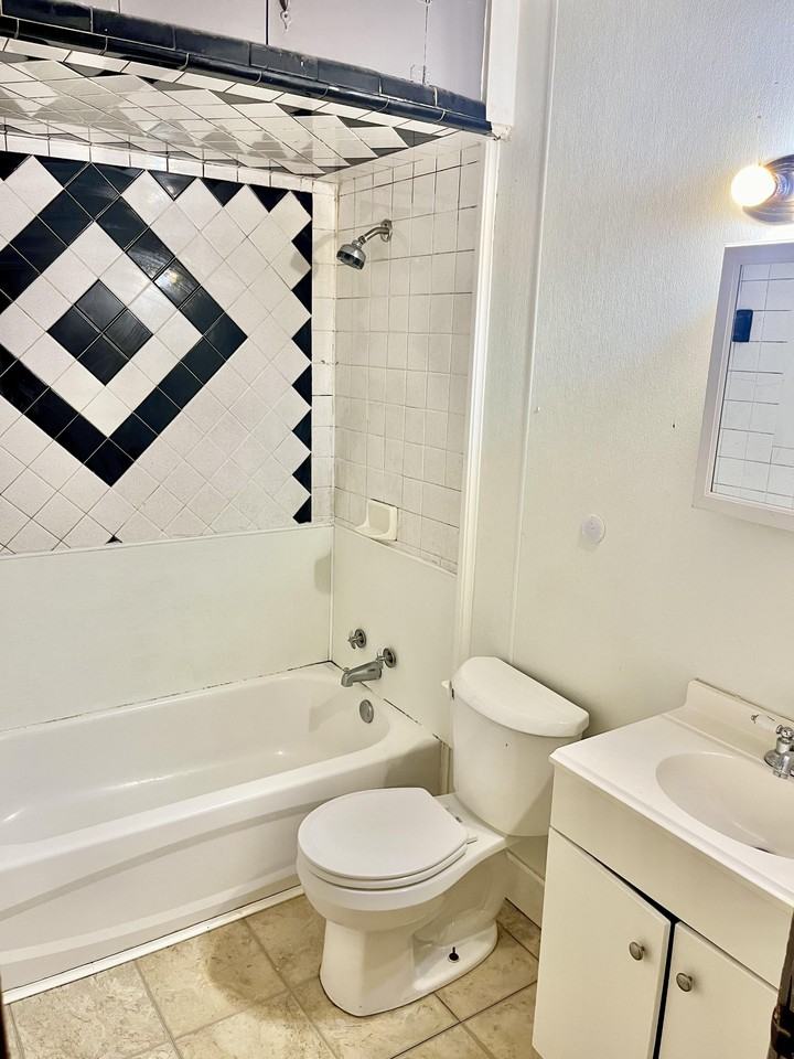 5967 Byron St #1 - Photo 5 of 7