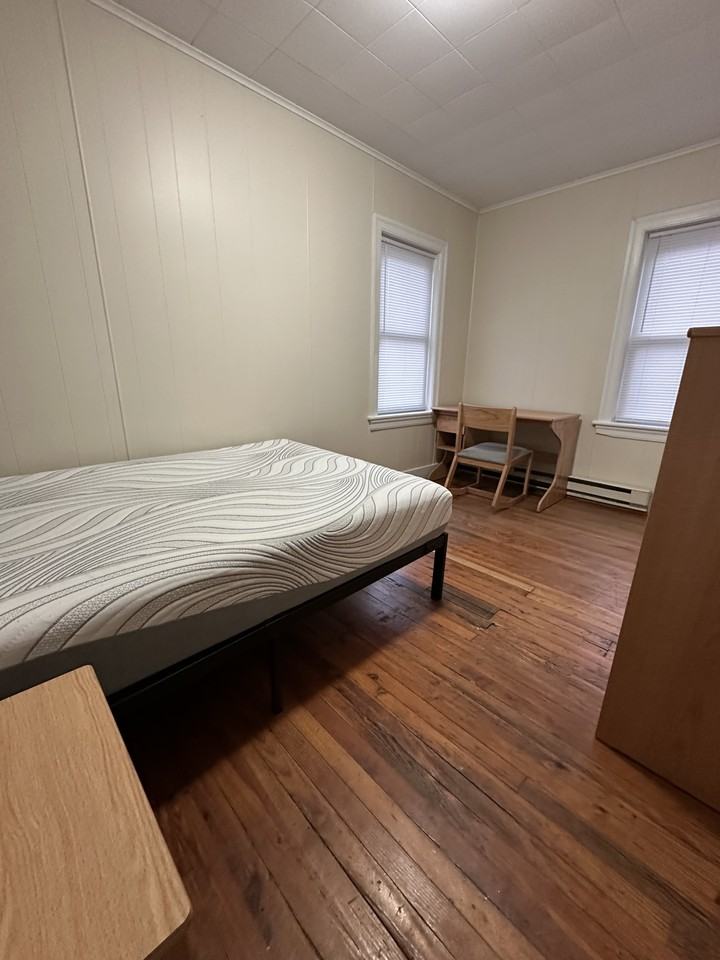 328 Susquehanna St #1 - Photo 5 of 13