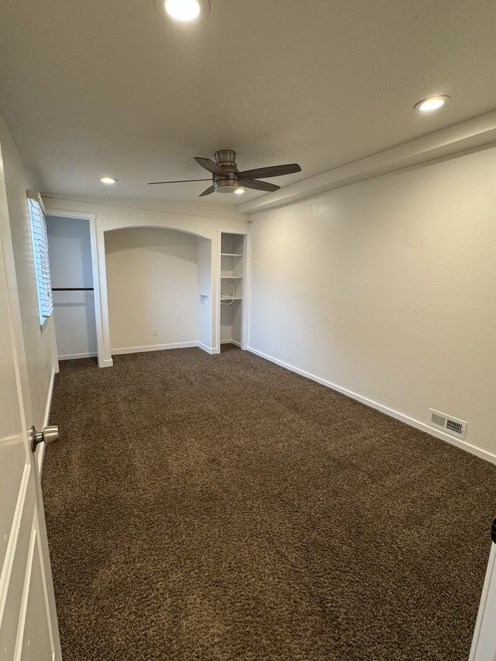 359 S 320 W #1 - Photo 2 of 10