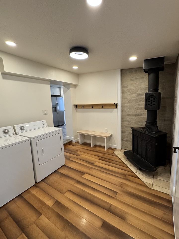 359 S 320 W #1 - Photo 3 of 10