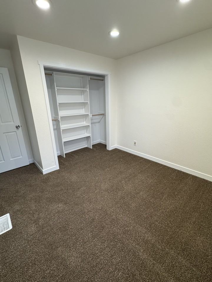 359 S 320 W #1 - Photo 5 of 10