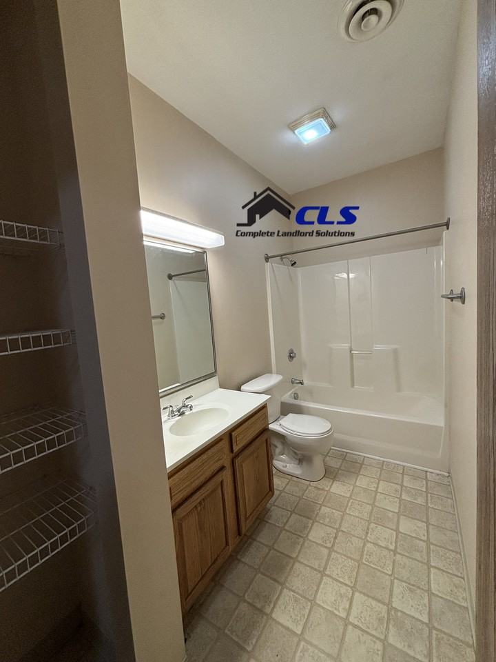 1400 North Avenue - 121 #121 - Photo 7 of 10
