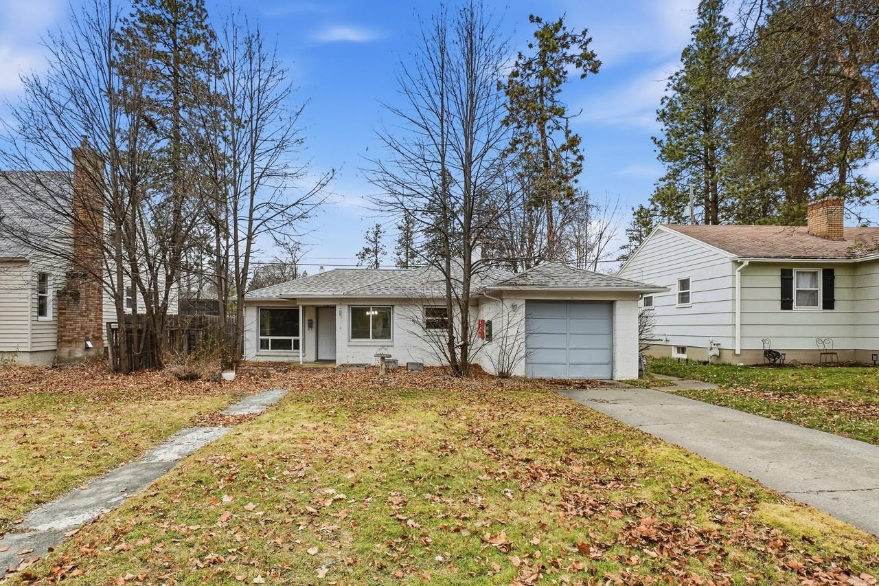 1307 E Thurston Ave #1 - Photo 2 of 25