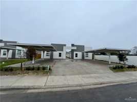 featured image of 449 E Acacia St #4