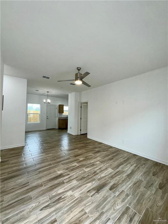 449 E Acacia St #4 - Photo 3 of 9