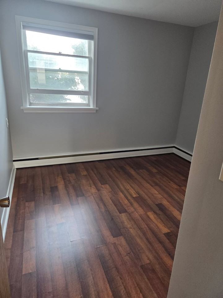 399 Elmgrove Avenue #1 - Photo 5 of 13