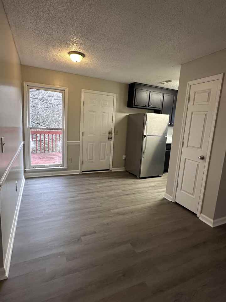 4414 Bonnell Dr Nw #D