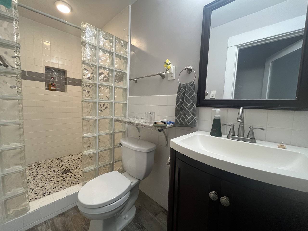 130 Hawthorn St #130 - Photo 2 of 14