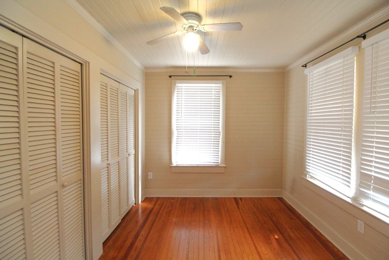 3102 E De Soto St - Photo 7 of 14