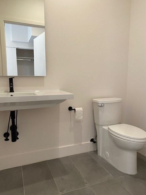 1724 Irving St Unit 3 - Photo 6 of 25