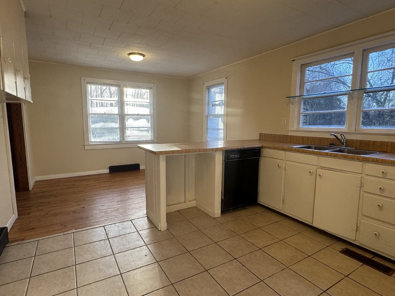 3921 Cleveland Hwy - Photo 6 of 9