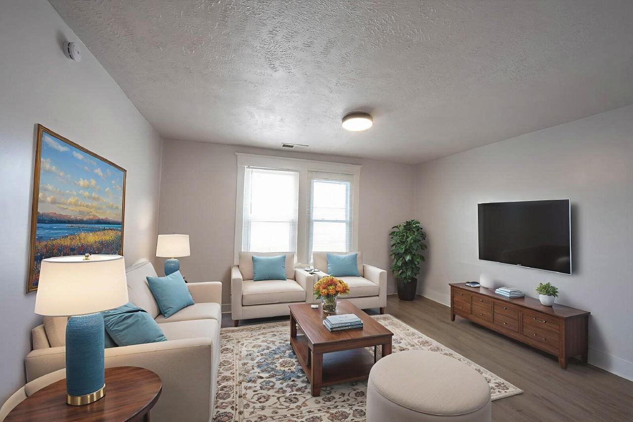 2211 E New York St #B - Photo 2 of 16