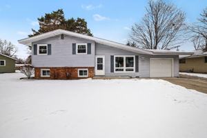 featured image of 3317 Dawn Dr