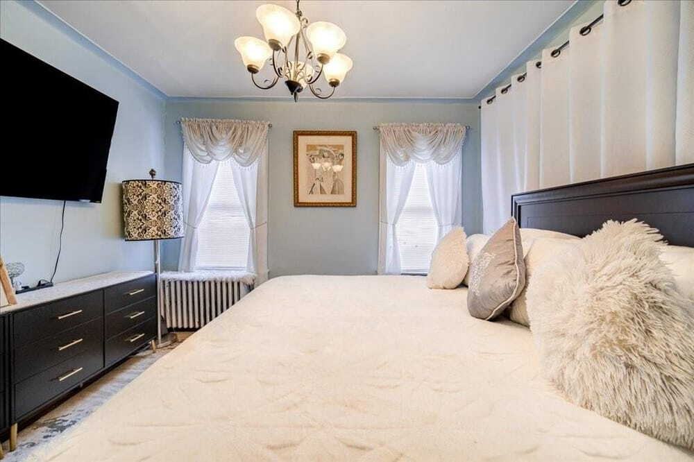 2102 Tomlinson Ave - Photo 7 of 8