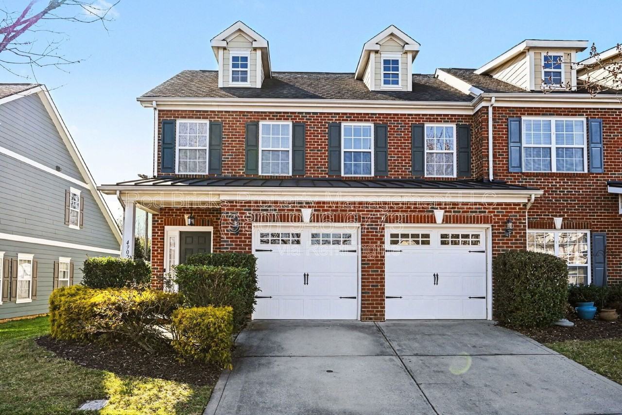 4902 Tradd Cir - Photo 2 of 26