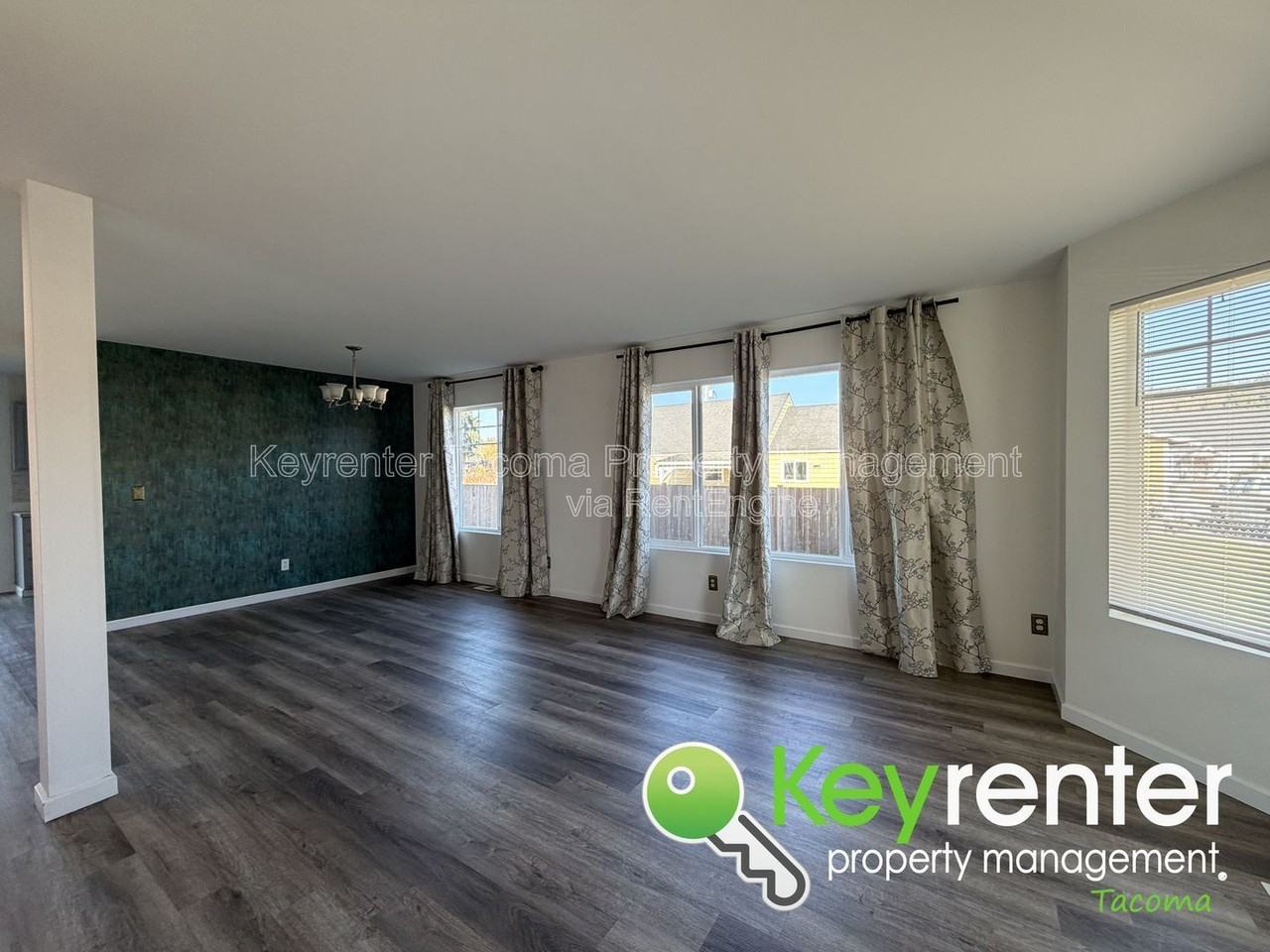 403 Rudnick Ct Nw - Photo 4 of 31