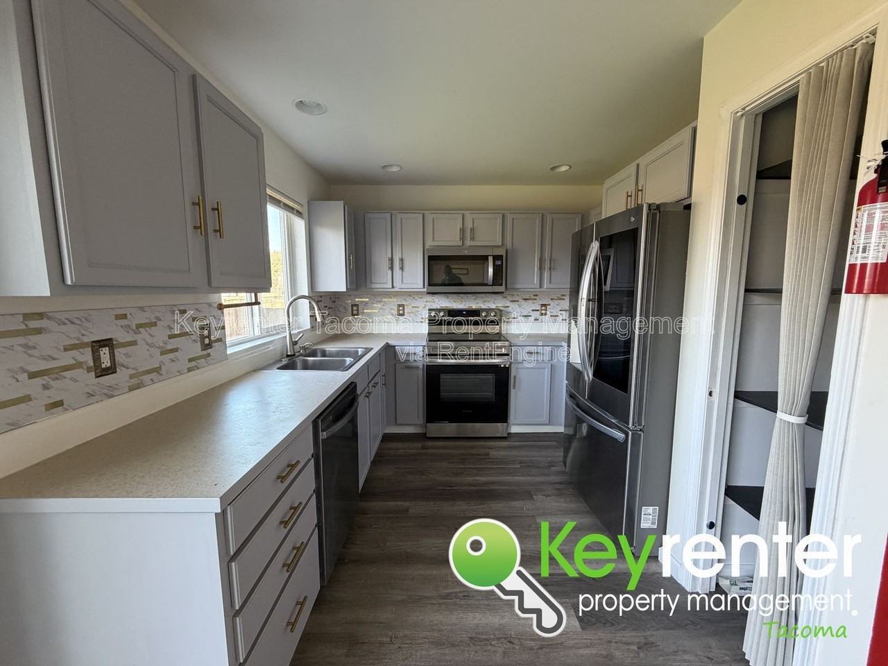 403 Rudnick Ct Nw - Photo 5 of 31