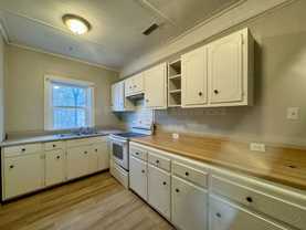 208 Wilson St - Photo 1 of 1