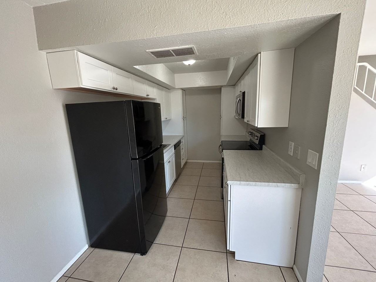 6046 W Townley Ave - Photo 3 of 14