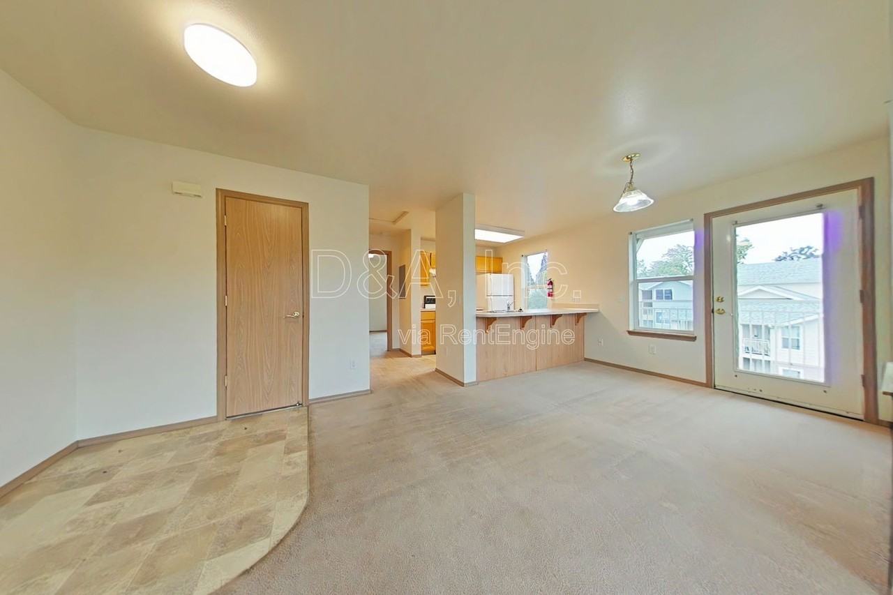 2950 Nw Tyler Ave #305 - Photo 3 of 10