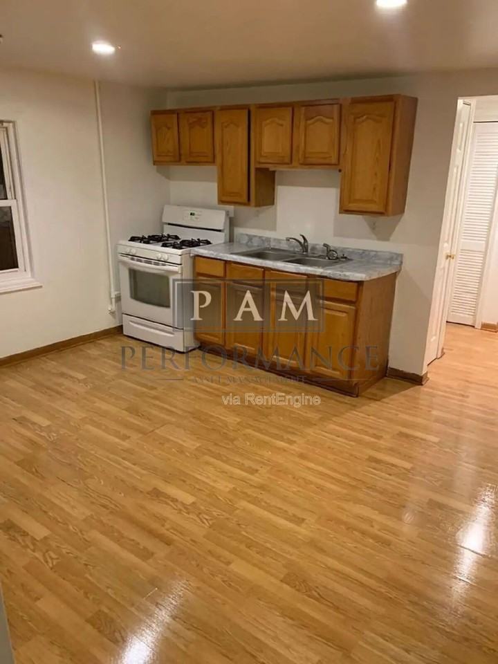 1208 59th St - Photo 2 of 11