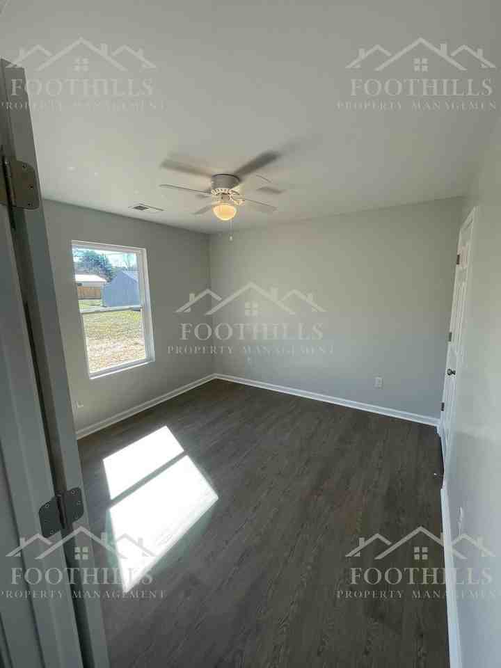 103 Rhoe Cir #B - Photo 7 of 16